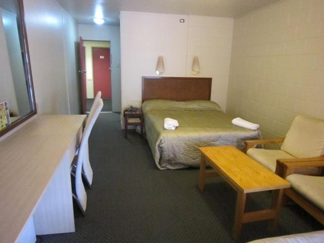 Vr Auckland Airport Hotel Room photo