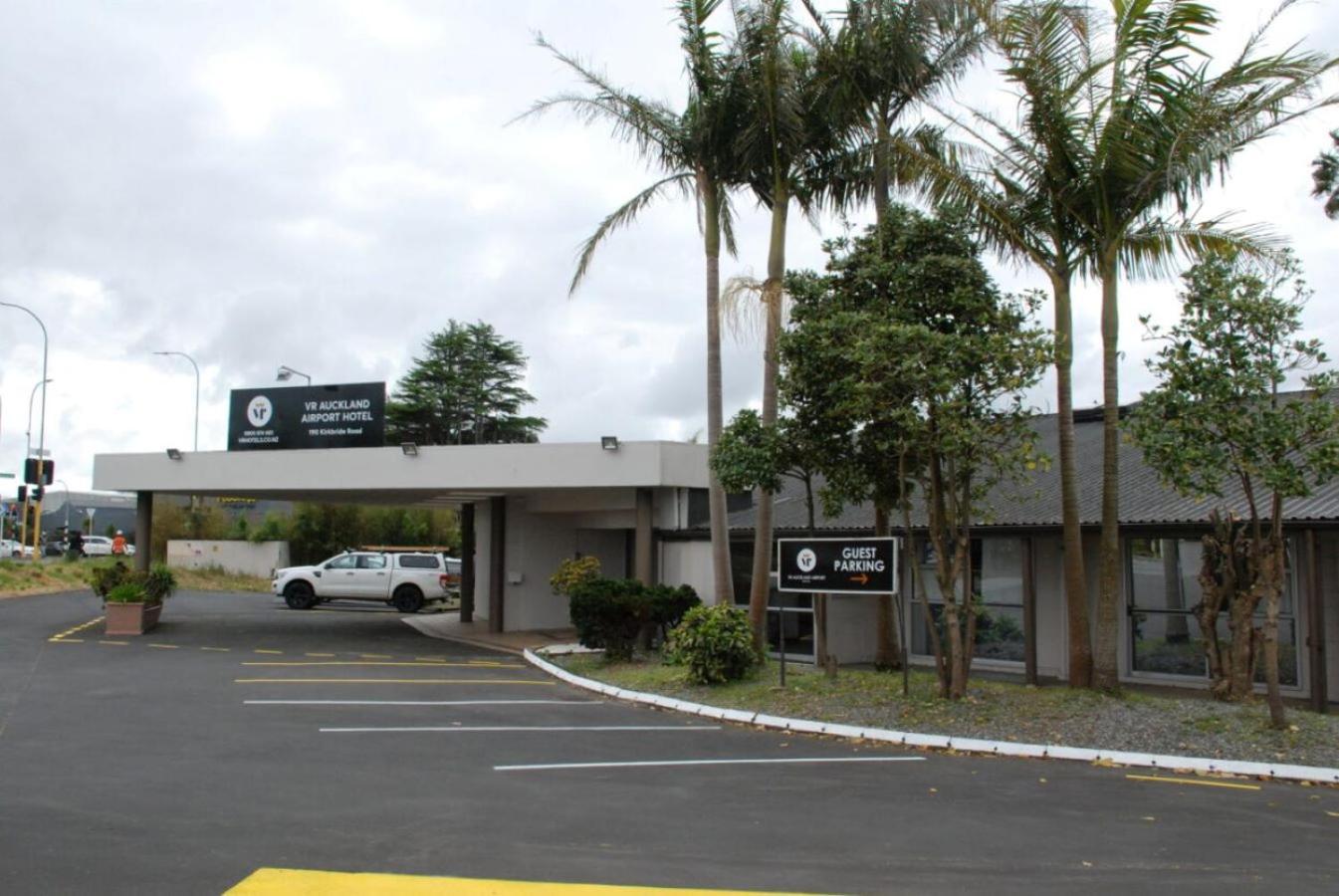 Vr Auckland Airport Hotel Exterior photo
