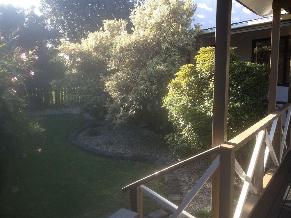 Vr Auckland Airport Hotel Exterior photo